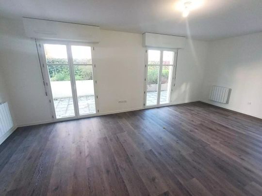 location Appartement T3 DE 81.61m² À ST GERMAIN EN LAYE - Photo 1