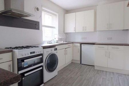 Thoresway Road, Manchester, M13 - Photo 5