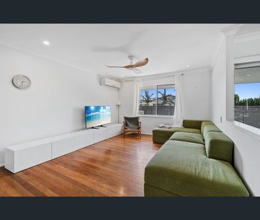148 Townson Avenue, Palm Beach, Qld 4221 - Photo 5