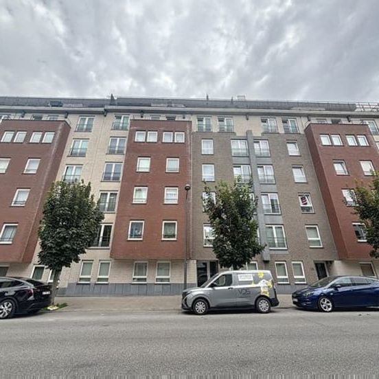 Appartement te huur - Photo 1