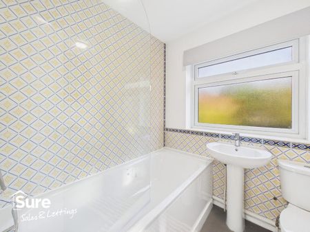 3 bedroom semi-detached house to rent - Photo 5