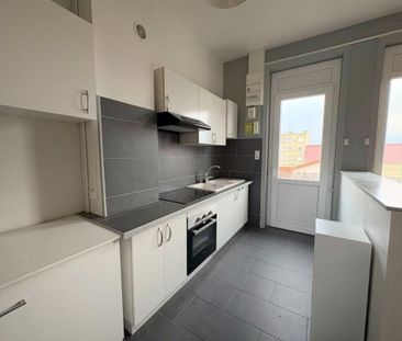 Location Appartement 3 pièces 54m² LE COTEAU 42120 - Photo 4