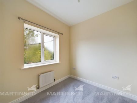 3 bedroom detached house to rent - Photo 5