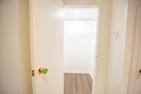 For Lease - 235 Pleasant Avenue Unit# Basement, Toronto, Ontario - Photo 4