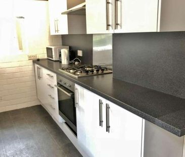 Finchley Road, Manchester, M14 - Photo 6