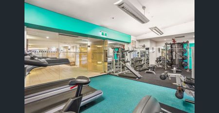 Regency Hyde Park - Furnished - Available Now - Photo 5