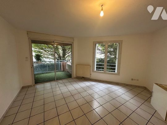 Appartement T2 à louer avec terrasse dans immeuble de bon standing, quartier de la Gare - Photo 1