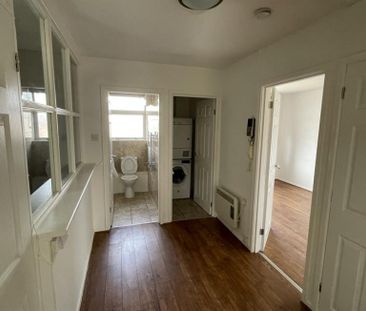 1 Bedroom Apartment To Let - Photo 3