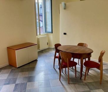 Bilocale via Massimo d'Azeglio 11, Centro Storico, Monza - Photo 2