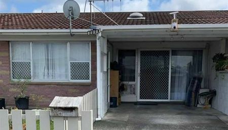 Cozy, convenient living - Photo 5