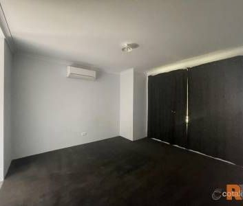 Modern Family Home with Theatre Room, Side Access & Spacious Alfresco - Photo 1