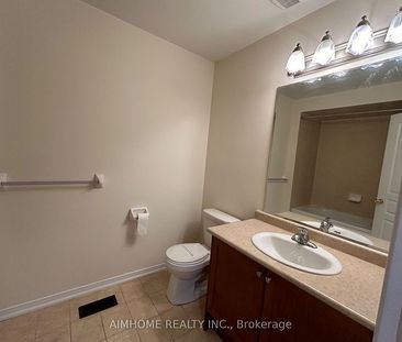 For Lease - 1255 Blencowe Crescent, Newmarket, Ontario - Photo 6