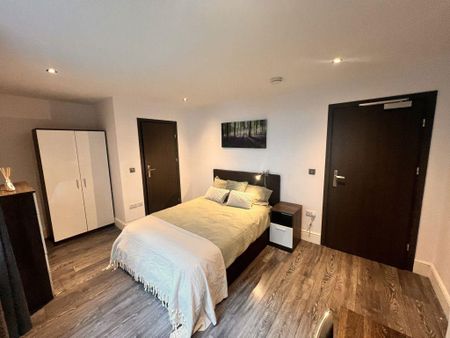 1 bedroom in a house share to rent - Photo 4