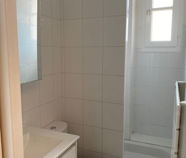 Location Appartement 2 pièces 31m² CHARENTON LE PONT 94220 - Photo 5