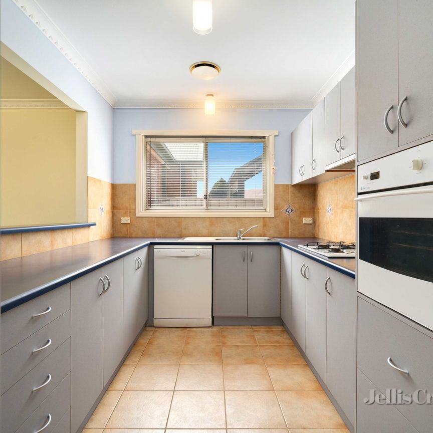 1/4 Castle Court, Ballarat East - Photo 1