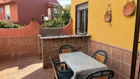 Alquiler de chalet adosado en Valdeolletas-Las Cancelas-Xarblanca - Photo 3