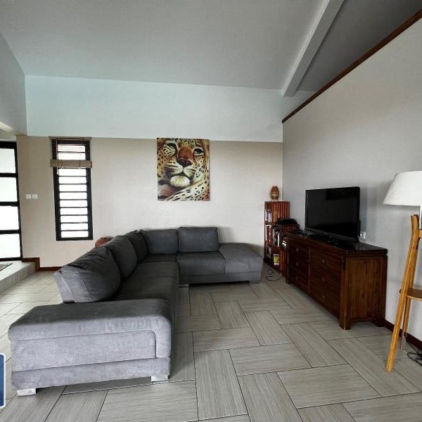 Location Maison 4 pièces 115m² ST LEU 97436 - Photo 1