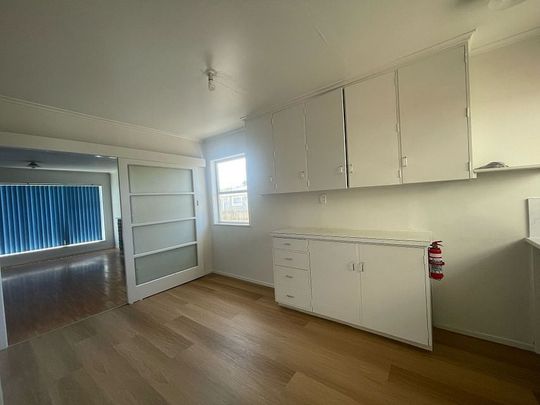 Newly Renovated 3BR Townhouse in Mt. Wellington - Photo 1