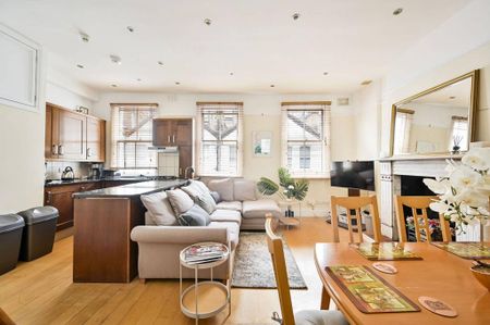 3 bedroom mews to rent - Photo 5