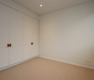 BOOK YOUR VIDEO TOUR– Please Do Not Attend The Property SEE THE EAS... - Photo 2