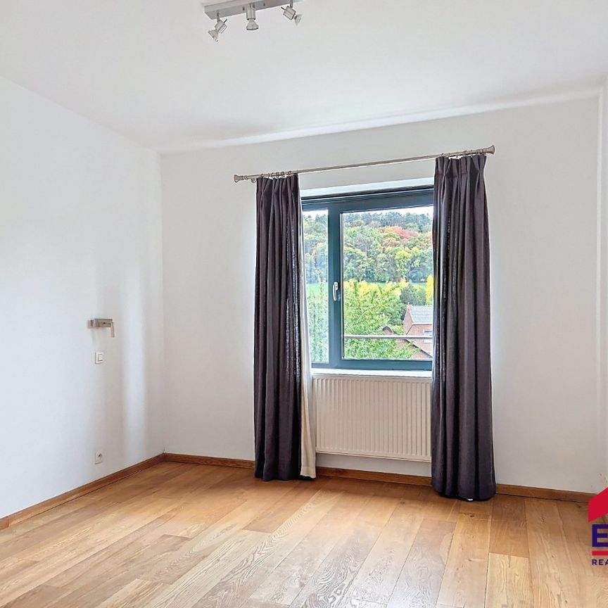 Bel appartement récent de 3 chambres avec terrasse - Foto 1