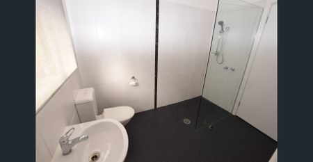 Family Home in Quiet Location! - Photo 5