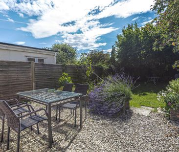 2 bedroom semi-detached house to rent - Photo 2