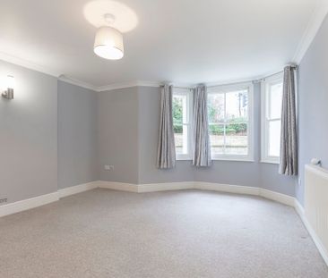 Moorend Park Road, Cheltenham GL53 0GB - Photo 1