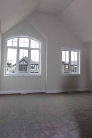 For Lease - 18 Jacob Detweiller Drive, Kitchener, Ontario - Photo 5