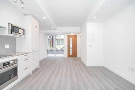 For Lease - 69 Curlew Drive Unit# #122, Toronto, Ontario - Photo 2