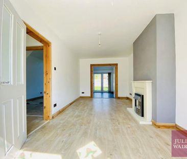 3 bedroom semi-detached house to rent - Photo 2