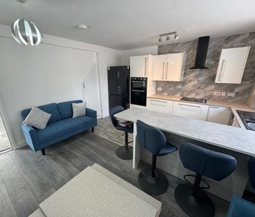 Partington Lane Swinton Manchester Greater Manchester - Photo 5