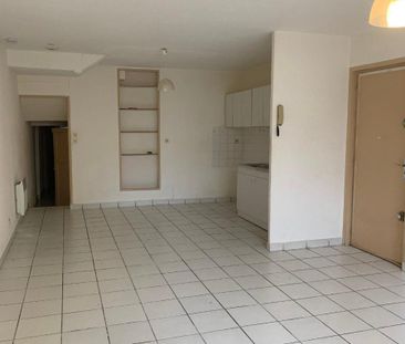 Location Appartement 2 pièces 48m² BOURG LES VALENCE 26500 - Photo 6