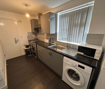 1 bedroom apartment to rent - Photo 2