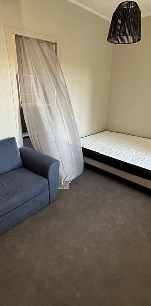 Location Appartement 1 pièce 26m² FOUGERES 35300 - Photo 1