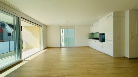 Moderne attraktive 2.5-Zimmer-Wohnung in Reinach - mit Balkon & eigenem Waschturm - Foto 5