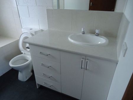 6/32 Victoria Parade, Devonport TAS 7310 - Photo 4