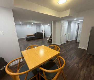 For Lease - 134 Raymond Crescent, Barrie, Ontario - Photo 2