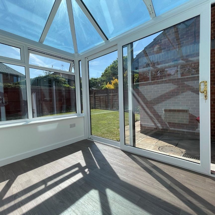 3 bedroom semi-detached house to rent - Photo 1