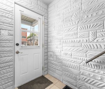 For Lease - 109 Marier Avenue, Vanier and Kingsview Park, Ontario - Photo 1