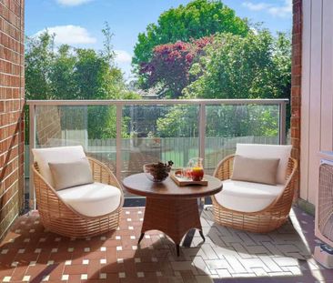 1 Bedroom, 1 Bathroom Apartment in Devonport - Photo 2