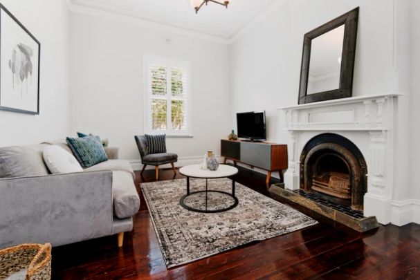 3 Bed, 1 Bath - Photo 1