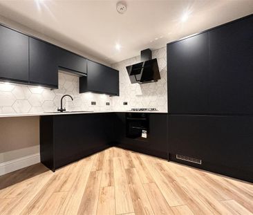 3 bedroom terraced house to rent - Photo 6