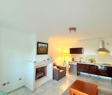 Ground Floor Apartment in Estepona - Photo 2
