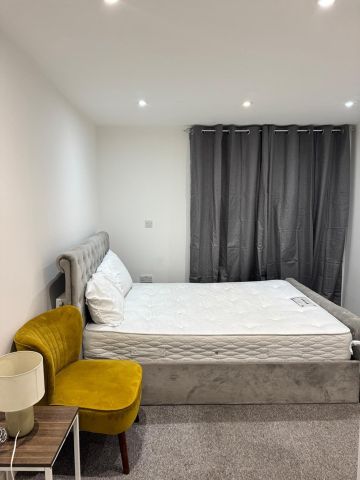 Room in a Shared Flat, Oldkent Road, SE15 - Photo 2