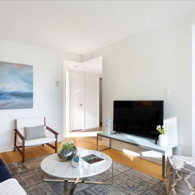 Pacific Palisades 1 Bedroom Suite - Furnished - Photo 1