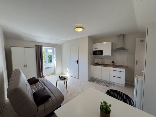 Location Appartement 1 pièce 21m² MONTMORILLON 86500 - Photo 1