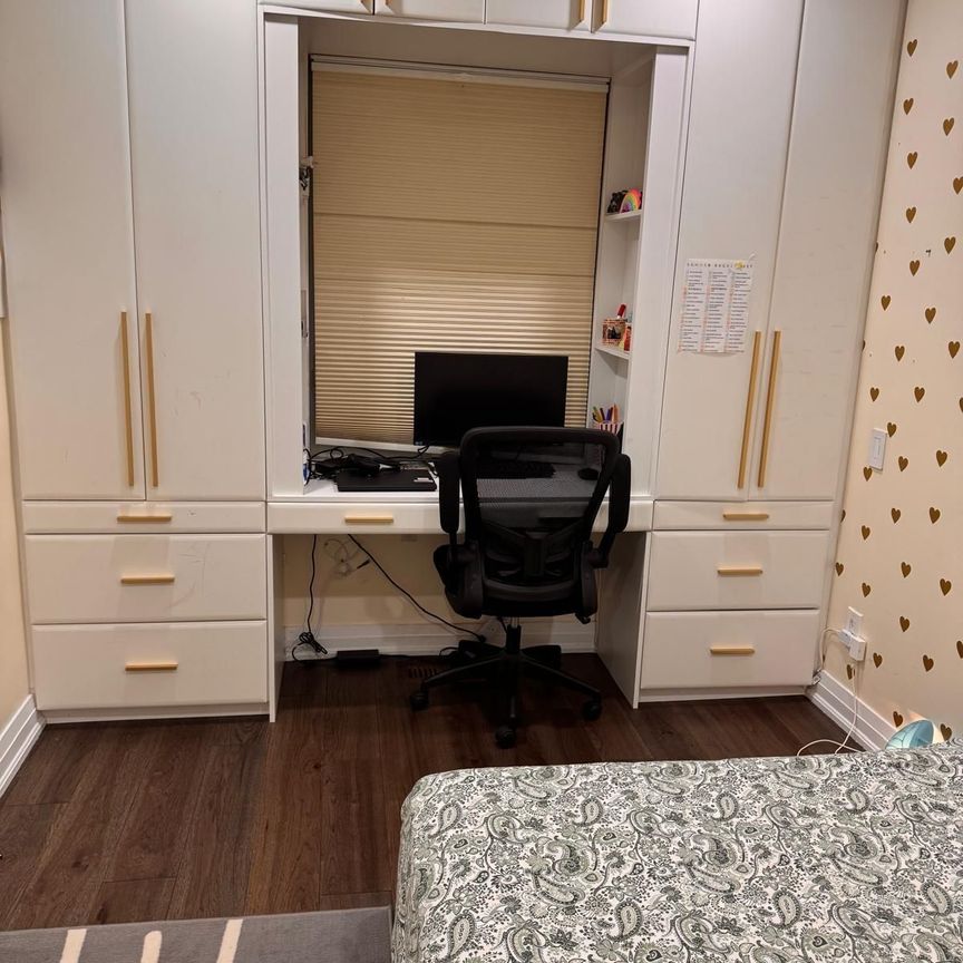 For Lease - 30 Gentian Drive, Toronto, Ontario - Photo 1