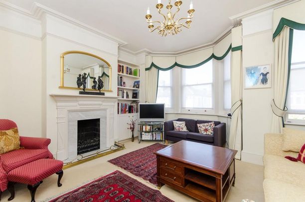3 bedroom flat to rent - Photo 1