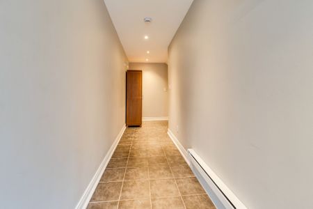 For Lease - 99 Brant Street Unit# 6, Oakville, Ontario - Photo 3